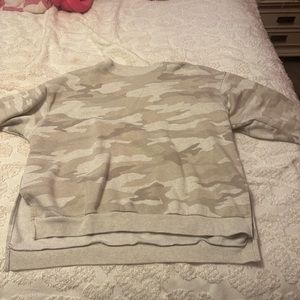 cute ae camo pull over